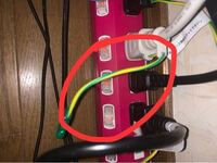 ゲーミングpcの電源ケーブルのプラグ側のこの線は何のために付い Yahoo 知恵袋