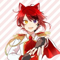 この莉犬くんと様にすとらぶの衣装で上半身が写っているメンバーソ Yahoo 知恵袋