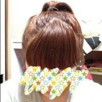 ヘアスタイルが左右非対称です 美容師さん曰わく 私は頭の形が左 Yahoo 知恵袋