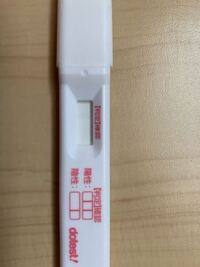 ドゥーテスト妊娠検査薬について質問です 使用して１分後の写真ですが Yahoo 知恵袋