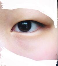 目の下の黒いクマを隠すには何色の化粧を塗れば分からない Yahoo 知恵袋