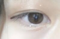 プリクラで二重が潰れないようにとる方法を教えてください 私は Yahoo 知恵袋