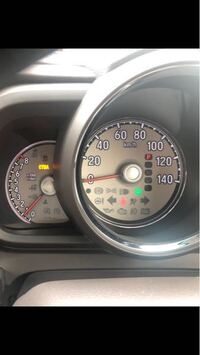 N Oneに乗っています 数日前から 車のスピードメータ Yahoo 知恵袋