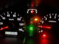 サイドブレーキをかけていないのに サイドブレーキのランプが光ったままで消え Yahoo 知恵袋