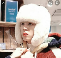 このジミンがかぶっている白い帽子可愛くてほしいのですがchanelのなんて Yahoo 知恵袋