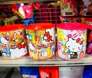 このキティちゃんの貯金箱は今も売っていますか ダイソーで Yahoo 知恵袋