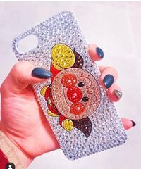 これと全く同じiphoneケースを作りたいです 初めて作るのですが Yahoo 知恵袋