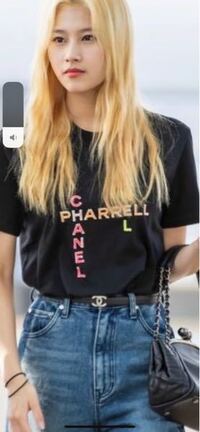 Twiceサナちゃんがつけているchanelの ベルトの商品名と値段 Yahoo 知恵袋