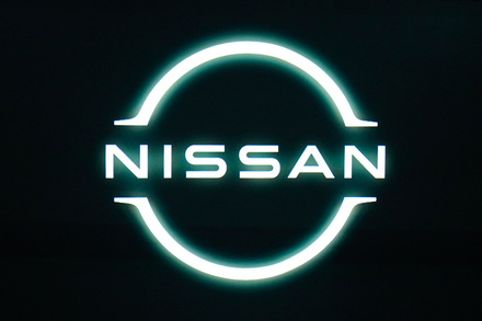 日産って昔はトヨタと肩を並べるほどの自動車メーカーだったのに現在は 