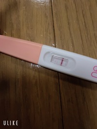 生理が遅れて4日目で検査薬をやってみたんですが左に薄らと線がで Yahoo 知恵袋