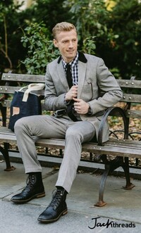 こういうスーツジャケットの襟の上部分が異素材や別の色になってい Yahoo 知恵袋