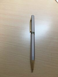 このボールペンについての情報を教えてください。mastersと書いてあります。 筆記具に詳しい方教えてくださると幸いです。 
