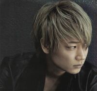綾野剛の髪はくせ毛ですか あるいはパーマでしょうか 最近のドラマでは Yahoo 知恵袋