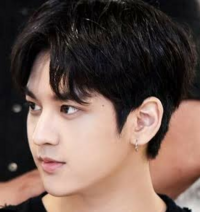 Ikonのユニョンとチャヌ どちらの方がイケメンだと思いますか 私はチャヌ Yahoo 知恵袋