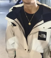 ノースフェイスのヌプシジャケットってダサいんですか 6年程着た Yahoo 知恵袋