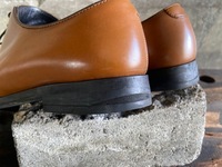 Regalの革靴は 踵を修理してまで履く者でしょうか Yahoo 知恵袋