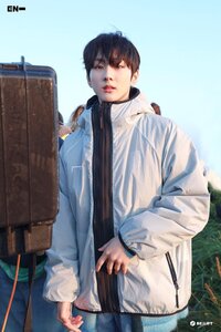 Enhypenのオタバレしない壁紙ってありますか 以前ですが Yahoo 知恵袋