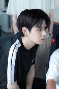 Txtヨンジュンは本気で自分のことをかっこいいと思っているナルシスト Yahoo 知恵袋