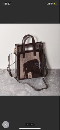 このクリアバッグって冬でも使えると思いますか Yahoo 知恵袋