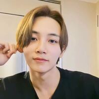 この子は芸能人になれる顔だと思いますか なれると思います Yahoo 知恵袋