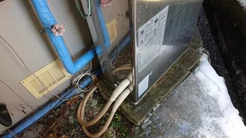 一般戸建て住宅の灯油式風呂釜 ボイラー の循環ホース 追い焚き には保温 Yahoo 知恵袋