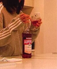 ドラマで菅野美穂が飲んでいたこのお酒はドラマ限定で実際には存在しないお酒 Yahoo 知恵袋