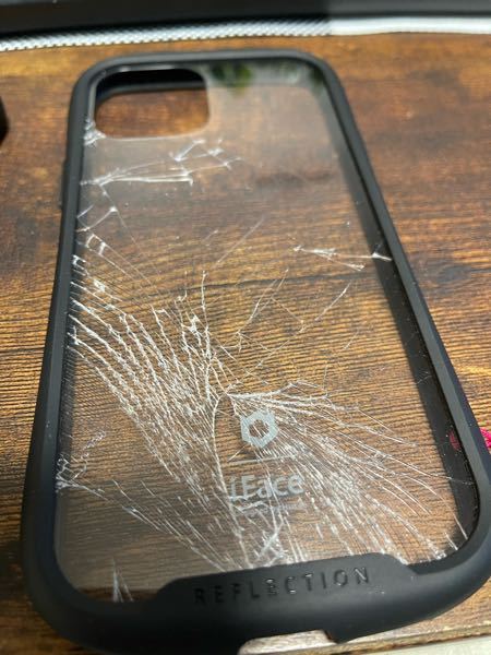 iFaceのこのタイプのカバーって、普通に使っていれば割れることはあり 