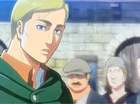 進撃の巨人シーズン2の最終話12話でユミルがヒストリアに何かを告げ Yahoo 知恵袋