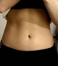 男性の方に質問です 女子の腹筋は これより割れている方がい Yahoo 知恵袋