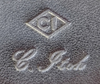 このブランドの名前が分かりません 読み方を教えて欲しいです Yahoo 知恵袋