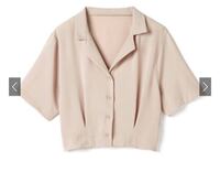 写真のような服の黒を持っているのですが 着方が分かりません 首 Yahoo 知恵袋