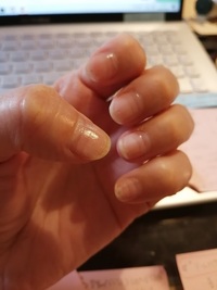 ネイルサロンで1回のみやりたいのですが オフ込みと書いてあり Yahoo 知恵袋