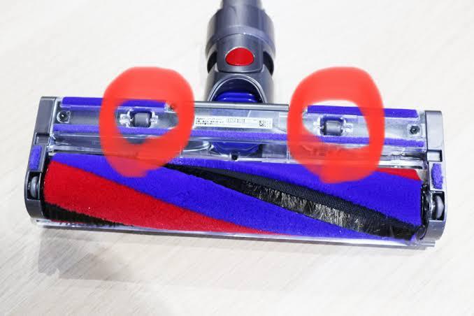 ダイソンのヘッドクリーナー部分の掃除 画像の所の小さなローラにほこり Yahoo 知恵袋