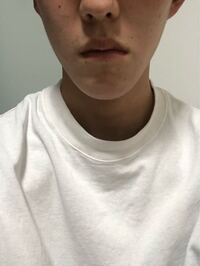 顎長い 顎大きい と 顔大きく見えますか しゃくれ 人によると思い Yahoo 知恵袋