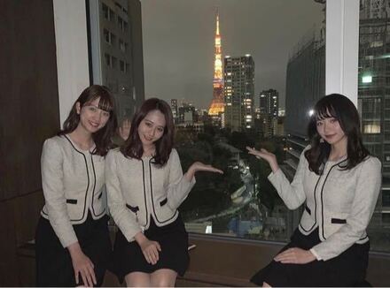 この制服のアルバイト先が分かる方いらっしゃいますか 虎ノ門の受付 教えて しごとの先生 Yahoo しごとカタログ