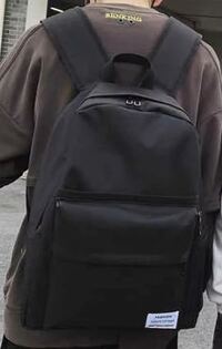 高1女子です このリュックを買おうと思っているのですが ダサいと思 Yahoo 知恵袋