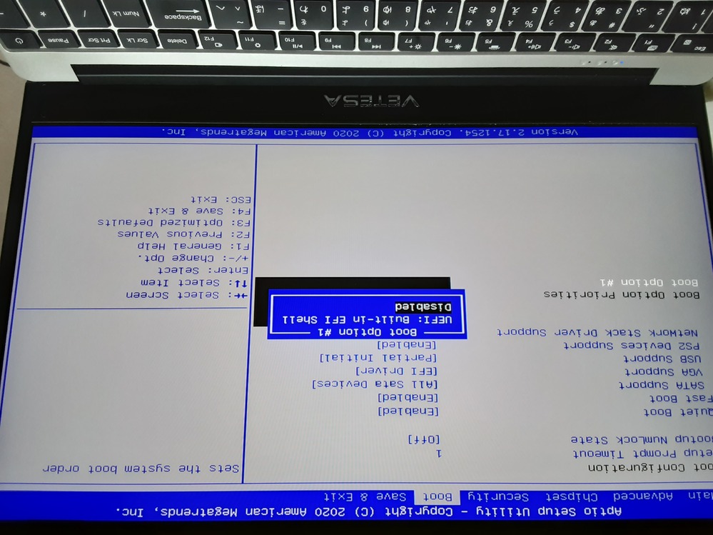 vetesaのノートパソコンを購入し利用しています。一昨日から