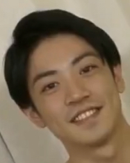 率直に答えてください イケメンですか なかなかいいんじゃ Yahoo 知恵袋