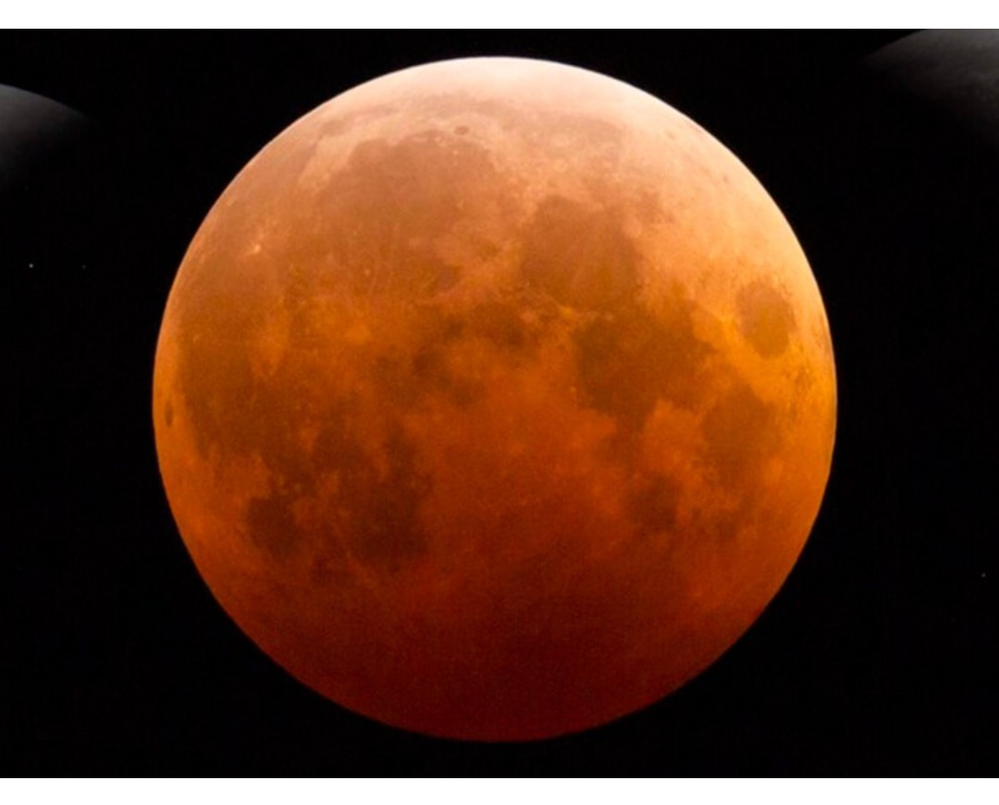 皆既月食とか星や月に関するイベントって 一年に一回は必ずありますよ Yahoo 知恵袋