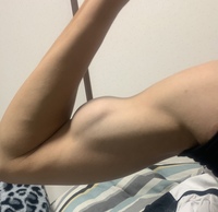 二の腕の内側が細いのは 治らないんですか 筋トレとかありますか 教 Yahoo 知恵袋