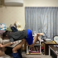 中二です お尻大きい方ですか 服の上からだし ふざけてる写真なのでわかり Yahoo 知恵袋