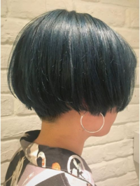汗かきにお勧めのヘアスタイルは 頭に異常に汗をかきます 普通に歩いていて Yahoo 知恵袋