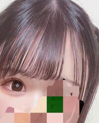 画像のような量産型のオタクが自撮りの目の中にハートをいれるのは Yahoo 知恵袋