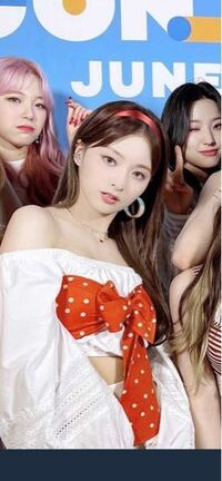 Twiceのモモとサナは ミナをいじめてるんですか そんなこと Yahoo 知恵袋