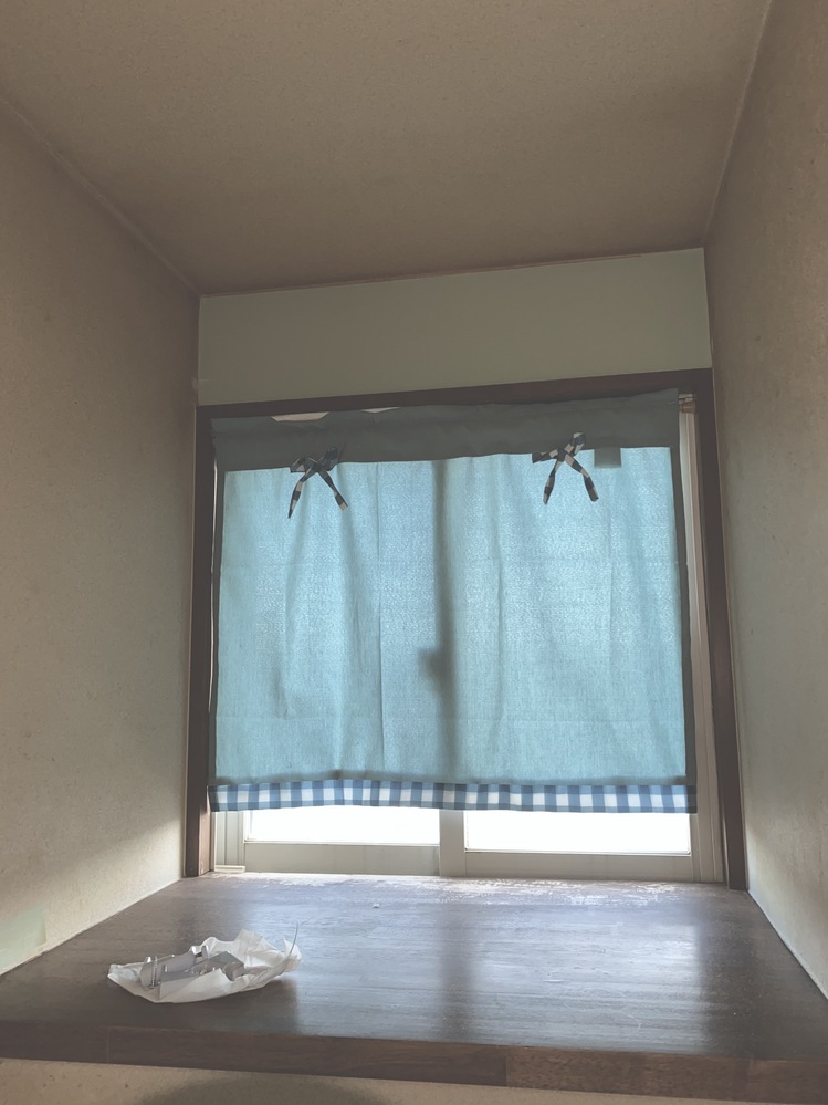 コロナの窓用エアコン設置サイズについて窓枠が69㎝上の余白高さ幅が20 