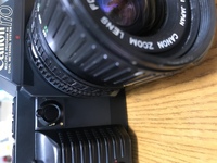 Canon T70について。
写真部分のLと書いてあるところはなんのために使うものなのか教えてください。 高校生でフィルムカメラを初めて使うので全く使い方が分からないのでよろしくお願いしますm(_ _)m