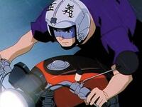 Gtoのアニメの方で 鬼塚英吉が使用していた ヘルメットって売ってないで Yahoo 知恵袋
