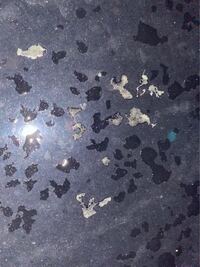 雨の日に買い物をして車に戻ると ボンネットに痰のようなヌルヌル Yahoo 知恵袋