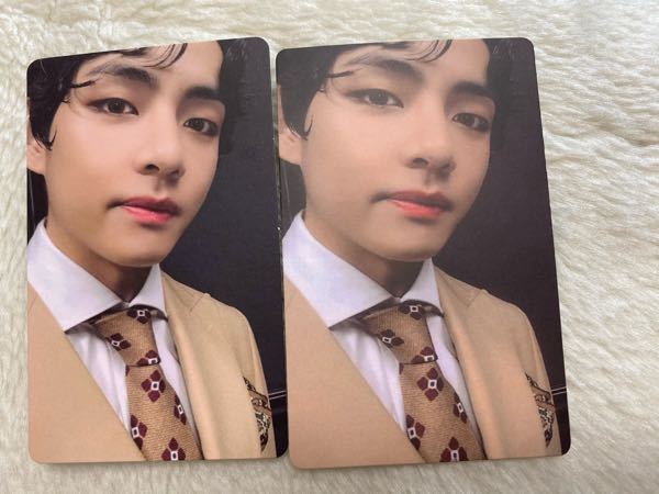 BTSmos7テテのトレカの本物と偽物の見分け方を教えて下さい - Yahoo