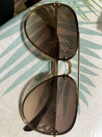 このようなレンズをネジで止めているようなサングラスのレンズ交換は眼鏡屋でやってもらえるのでしょうか 